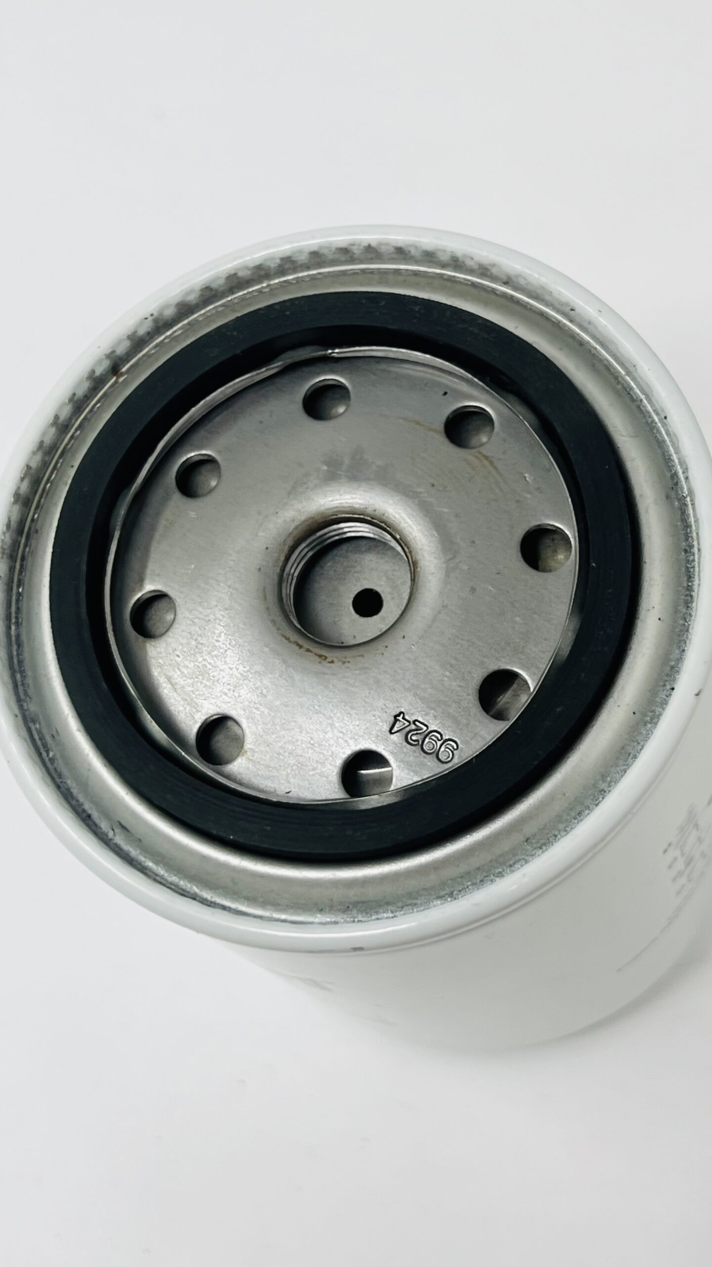 Fleetguard WATER SEPARATOR Coolant Filter 11/16"-16 Thread Size 5 3/8 in Overall Ht WF2053. - Image 4