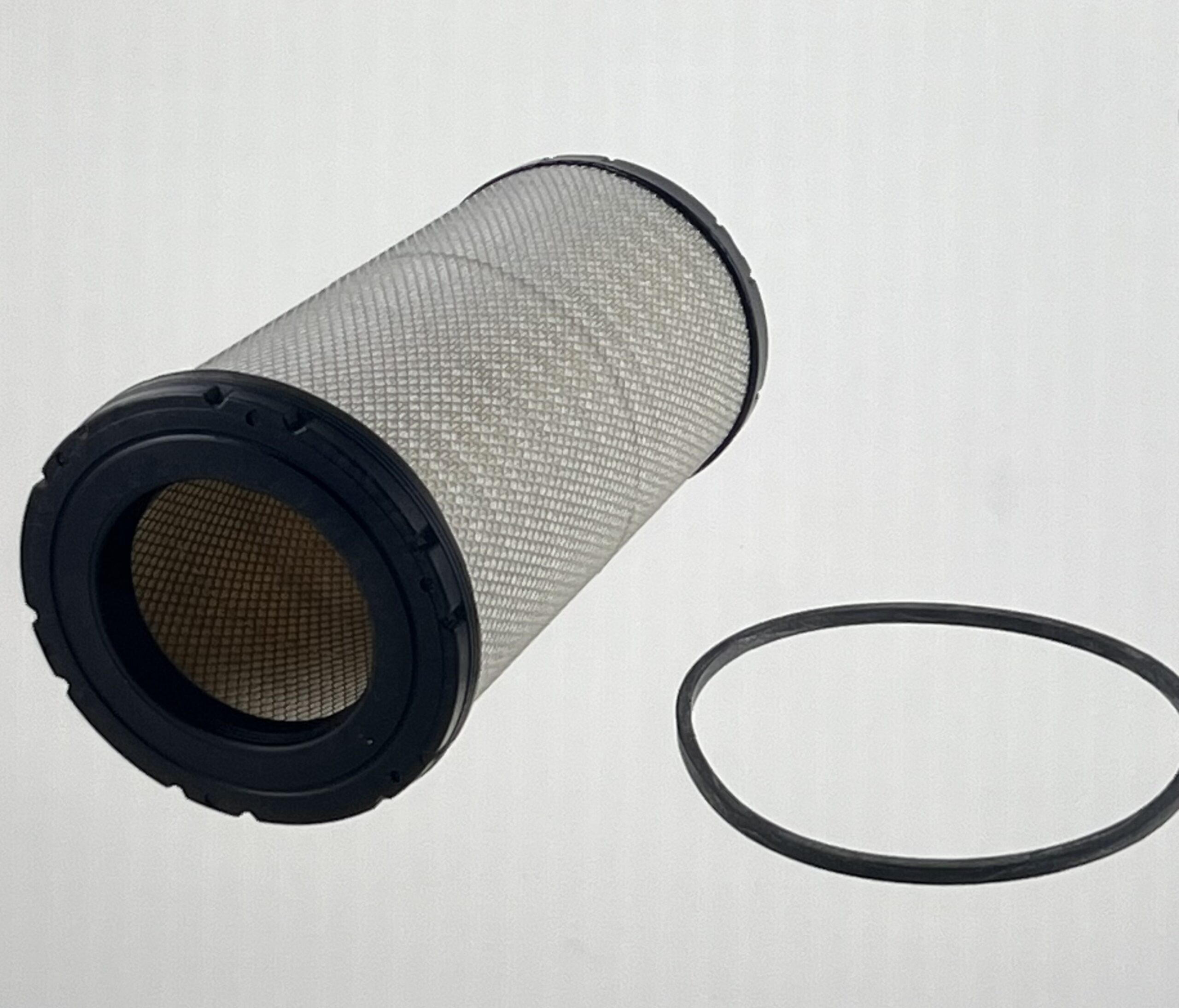 Lubefiner Heavy Duty Air Filter For Kenworth T800 And Peterbilt 388 Trucks. Replaces P614986 - Image 2
